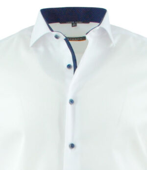 chemise Eterna Slim Fit blanc patch marine 8819et