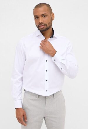 chemise ETERNA modern fit blanche avec patch 8819et